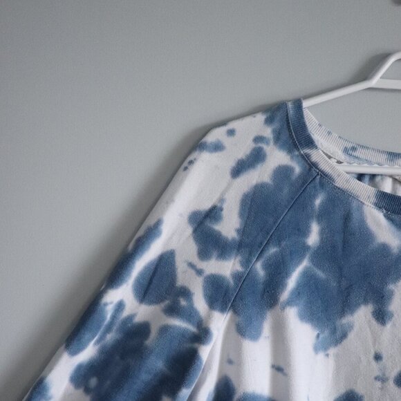 Jane & Delancey Women's Sz Lrg Blue Tie Dye Crewneck Stretch Pullover Sweatshirt - Picture 3 of 12
